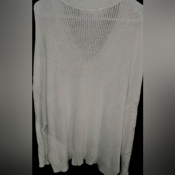 Time & Tru White v neck sweater size Xl nwot - Picture 2 of 6